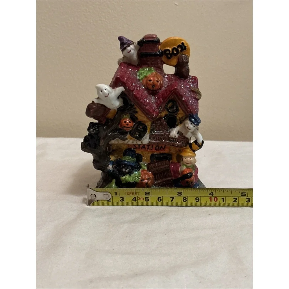 VTG Halloween Haunted House Ceramic Village Figurine 5.5 Ghost Station Decor